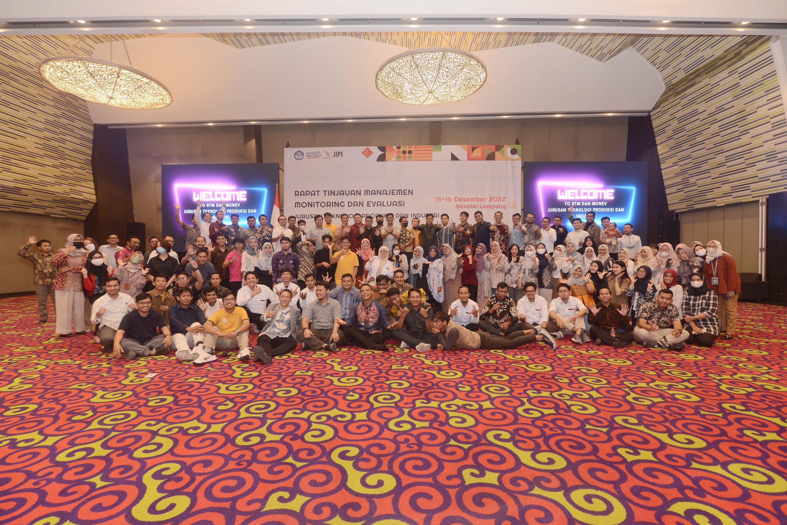 FTI Stats Background